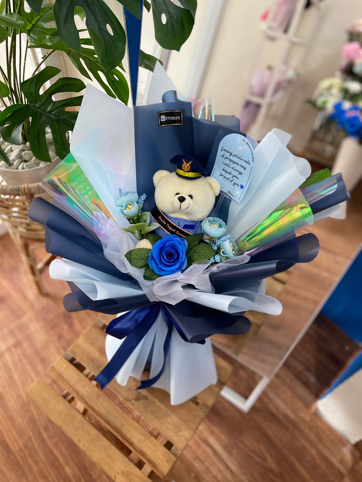 Featured Wisuda Navy bouquet